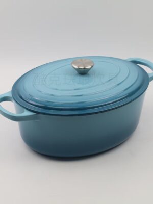 31cm Cast iron oval Pot (instant pick up)